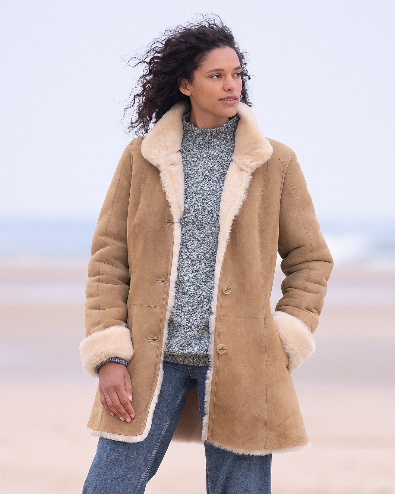 [EENK] / ☆ ZUFFIEA Fluffy Funnel Neck Coat / Beige ZUFFIEA Fluffy Funnel Neck Coat - Beige : EENK
