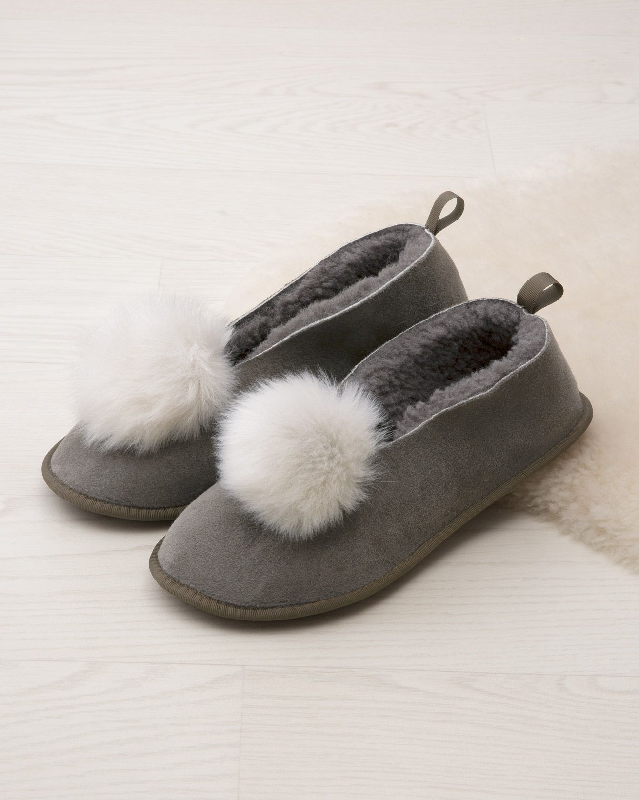 Ballerina Pom Pom Slippers