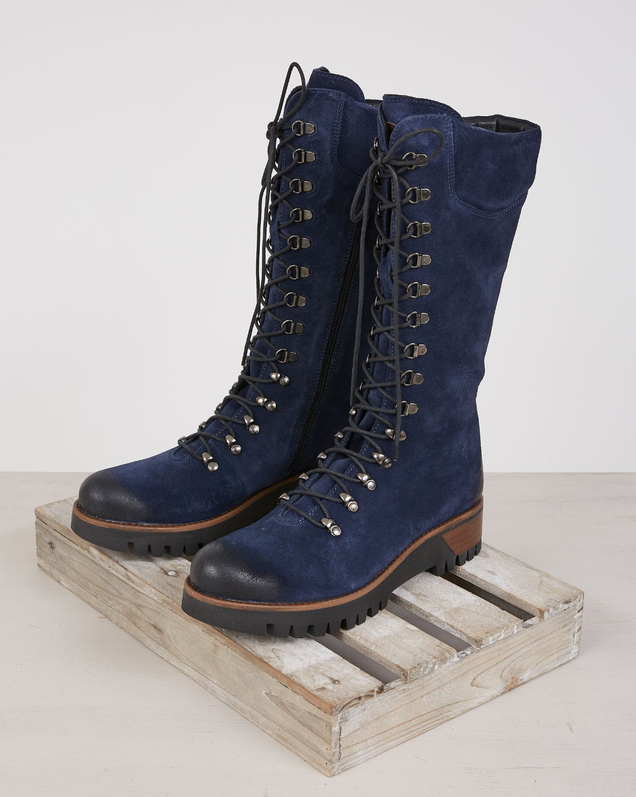 Wilderness Boots / Midnight Blue / 41