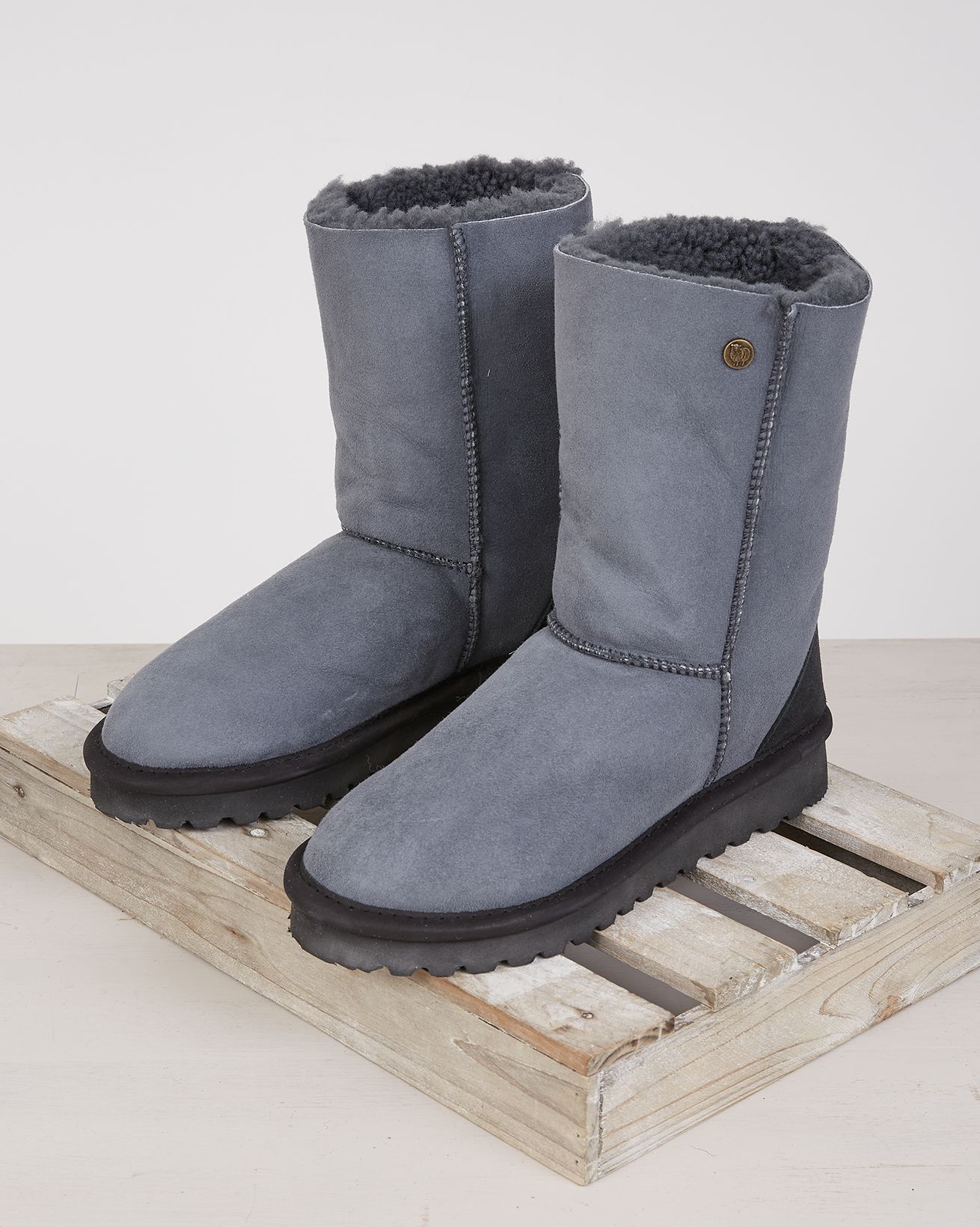 Original Celt Sheepskin Boots / Dark Grey / 6