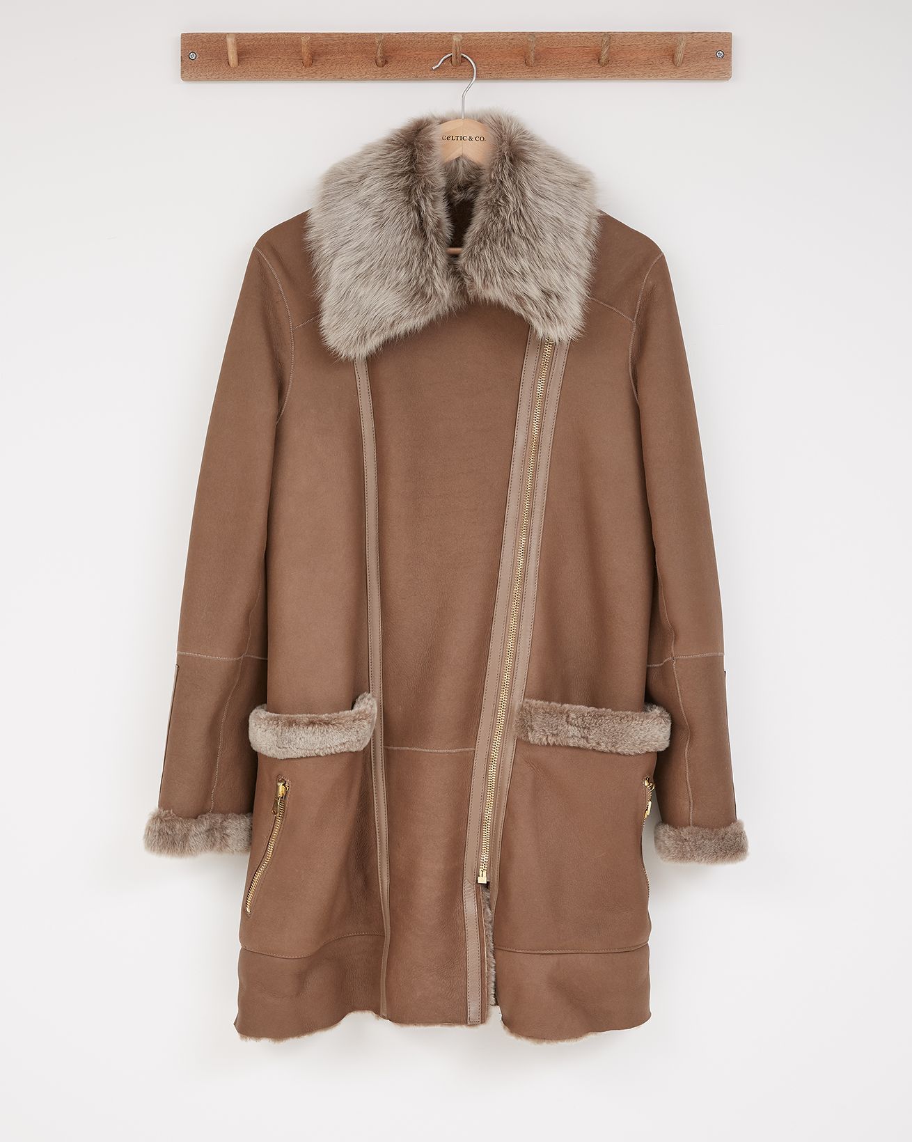 Boyfriend Aviator Sheepskin Jacket / Walnut / 10