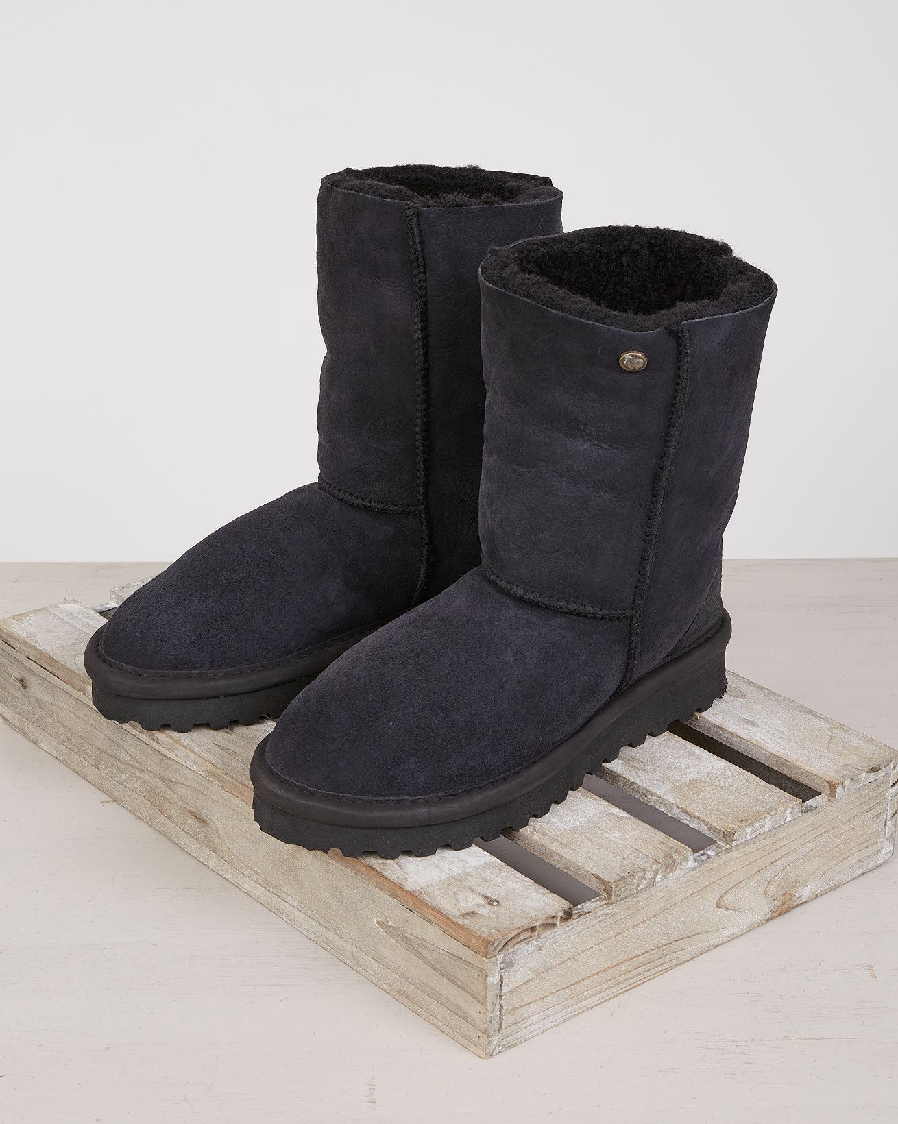 Original Celt Sheepskin Boots / Navy / 5