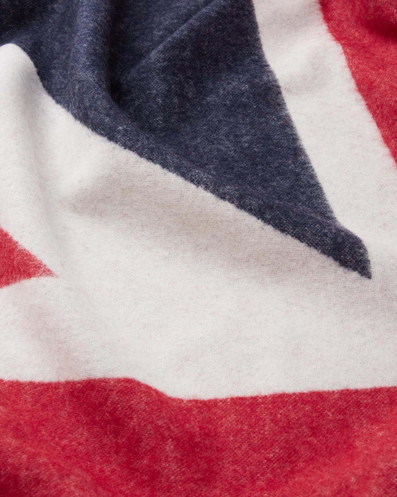 7138_merino-lambswool-union-jack-throw_union-jack_detail-2_web.jpg