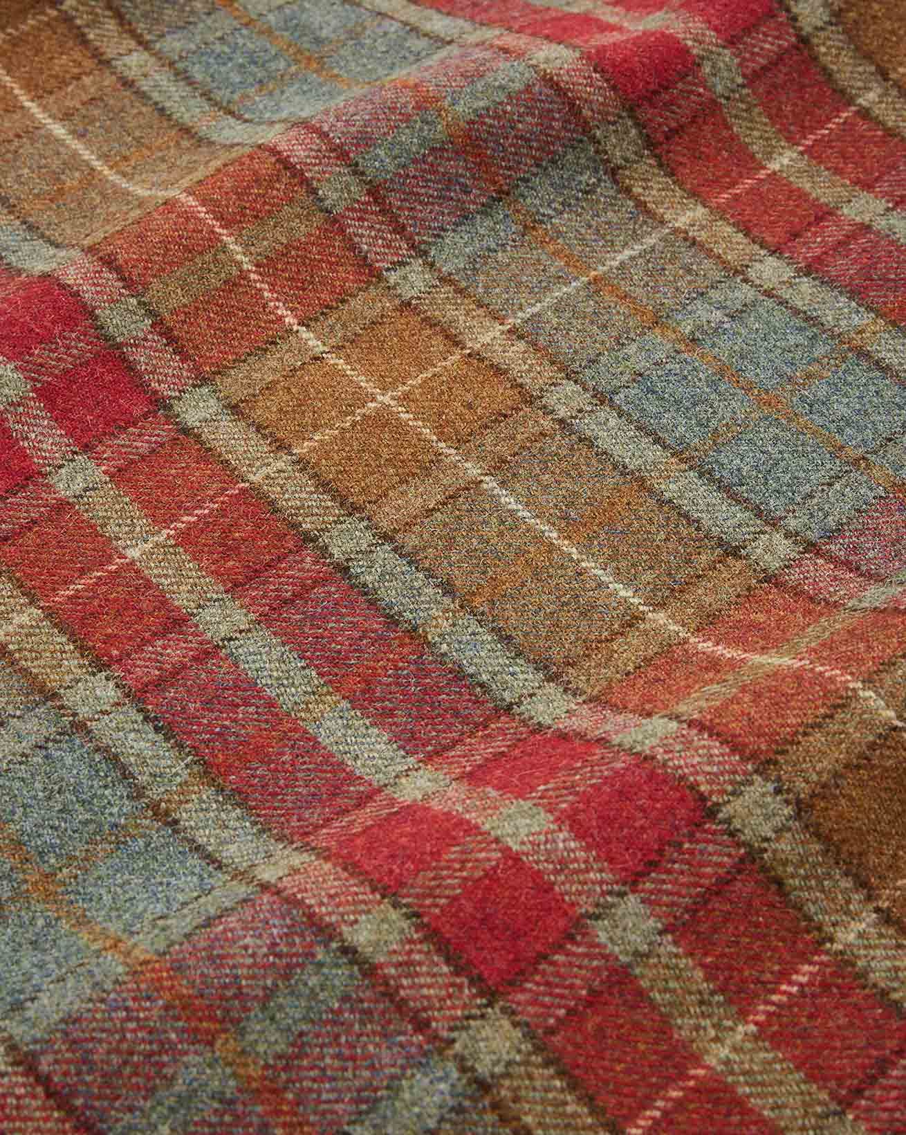 7721_celt-wool-skirt_autumn-tartan_detail-2_web.jpg