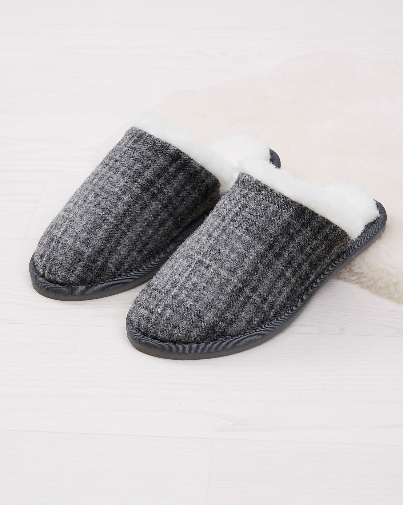 Mules En Tartan 