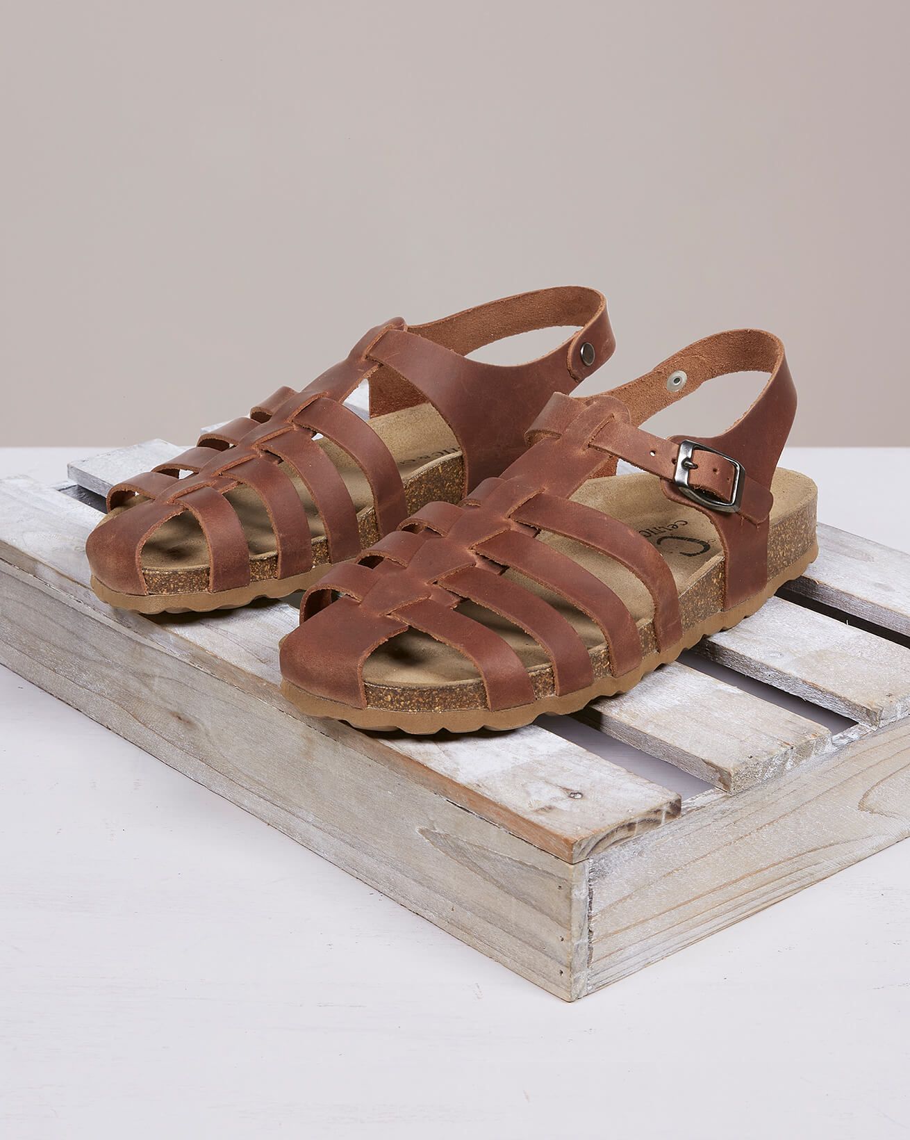 8079_fishermans-sandal_rust_lfs_web.jpg
