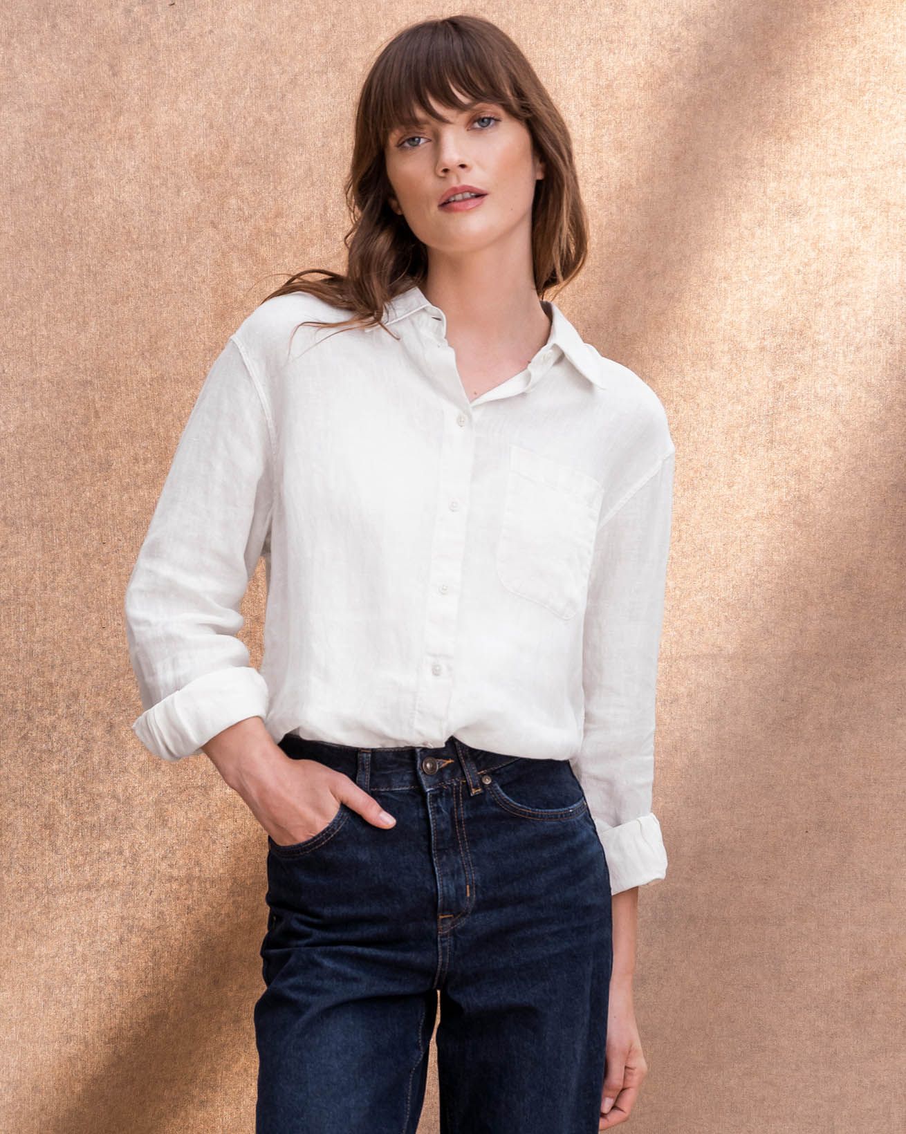 8129-7909_linen-shirt_chalk-49-crop_web.jpg