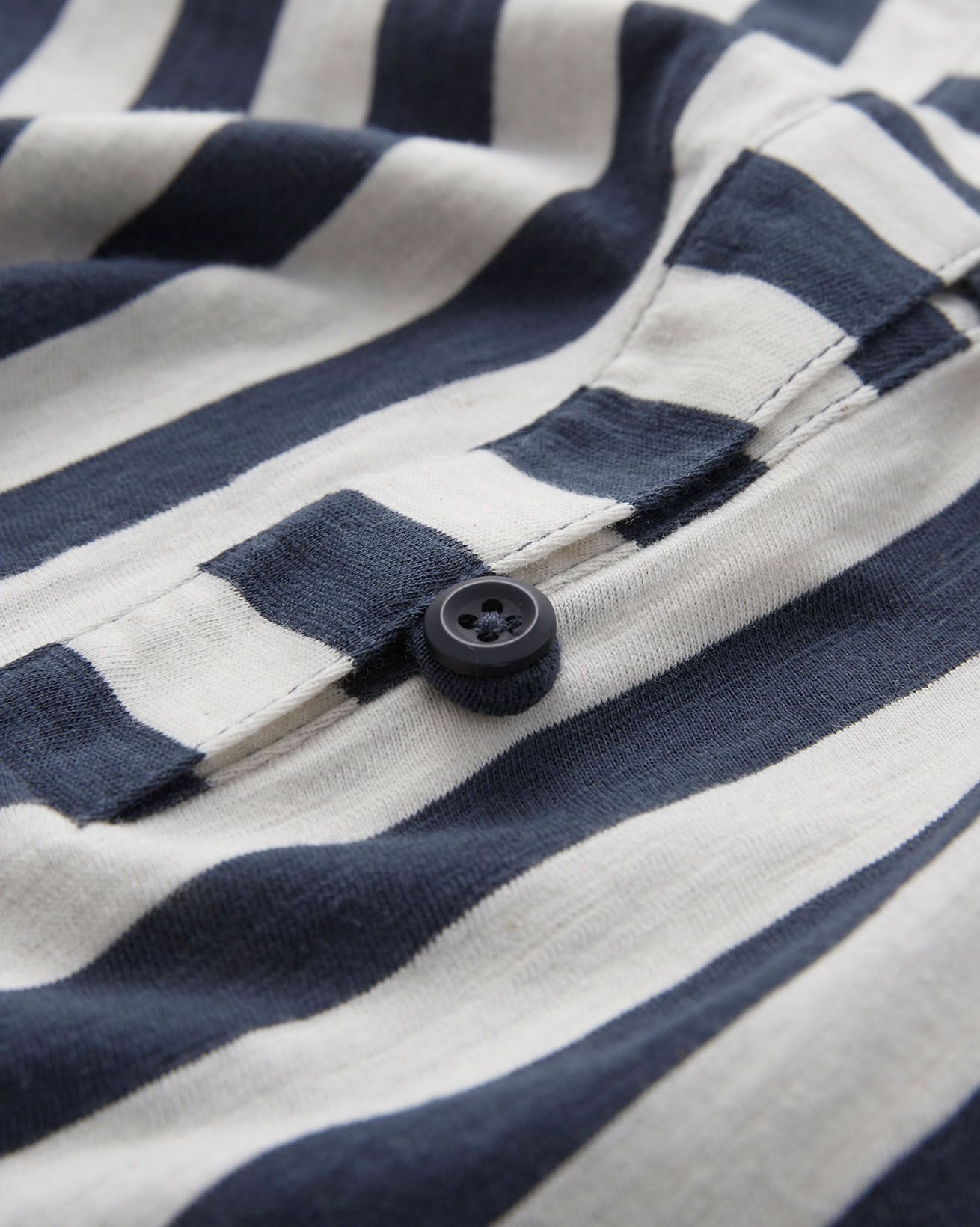 8165_cut-about-stripe-jersey-top_navy-ecru-stripe_detail-1_web.jpg