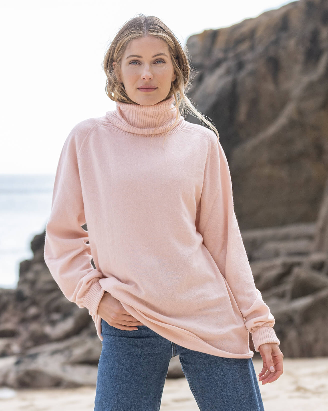 RESALE: Geelong Slouch Roll Neck / Peony / Large