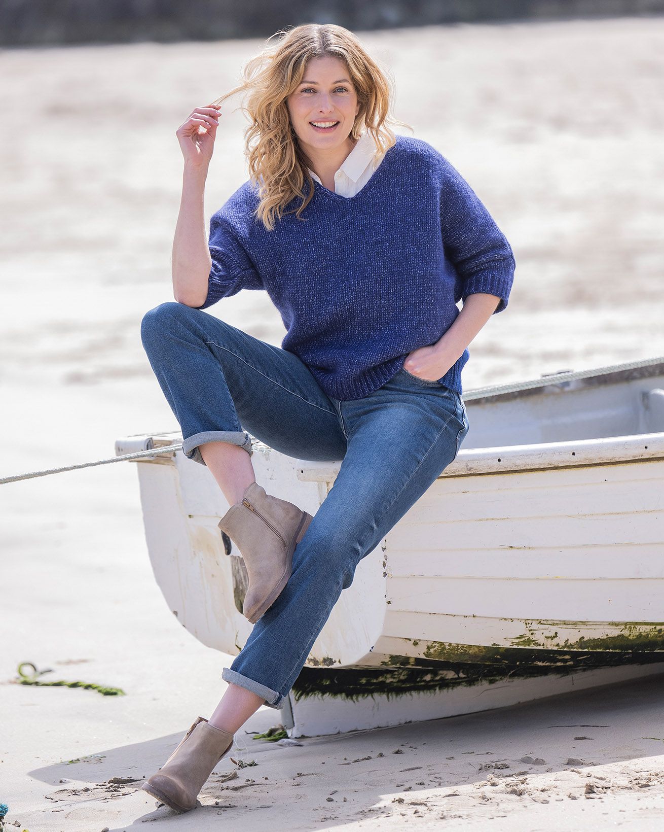 8173_luxe_v_neck_jumper_indigo-200_web.jpg