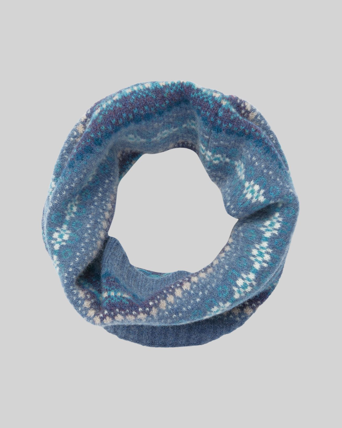 8249_lambswool-fair-isle-snood_indigo_1_web.jpg