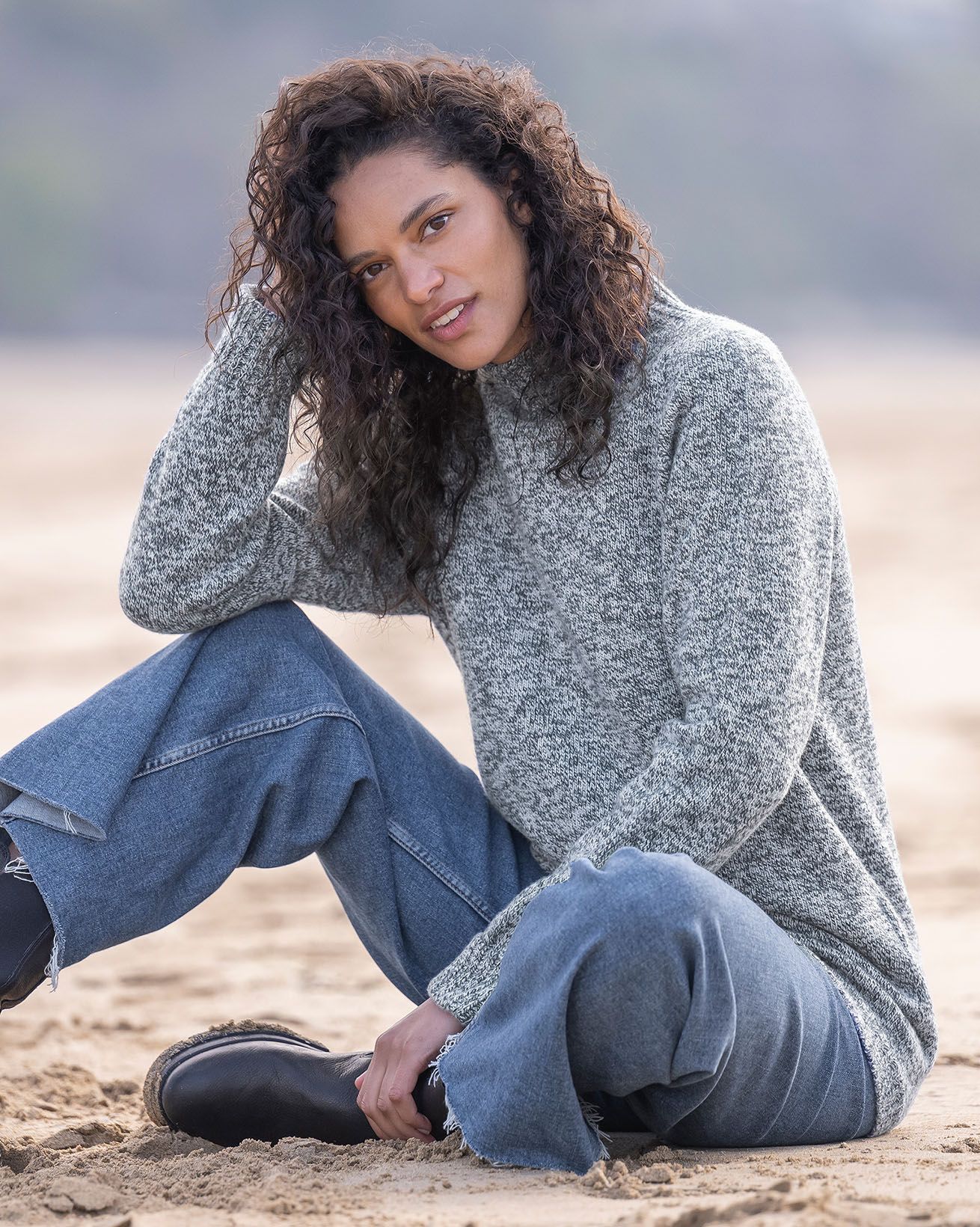 7999_supersoft_funnel_neck_jumper_navy-148_web.jpg