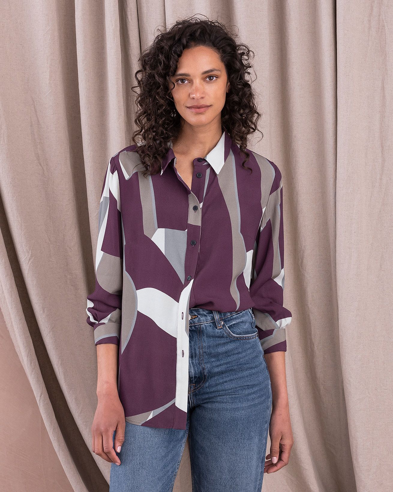 Long Sleeve Collared Shirt