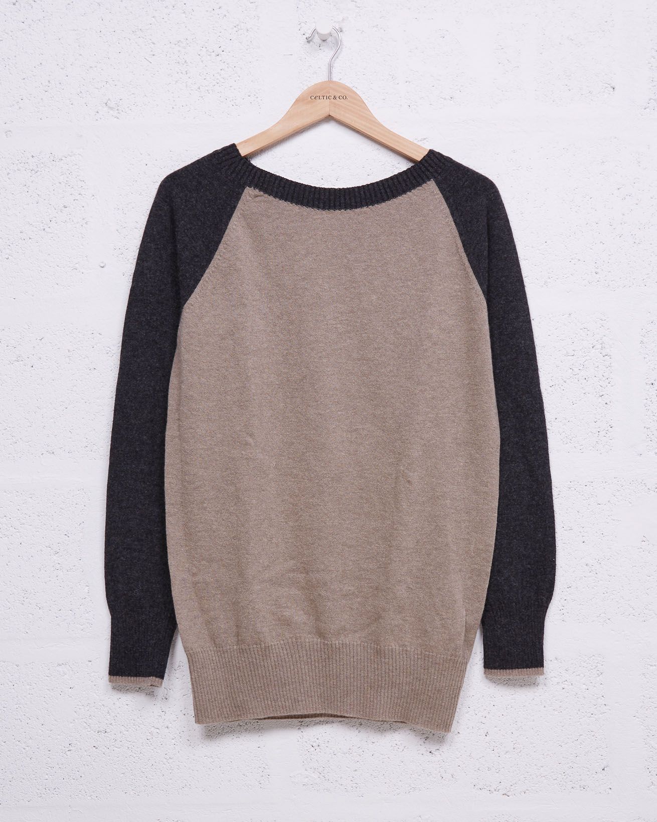 Supersoft Slouch Jumper / Camel, Charcoal Colourblock / S