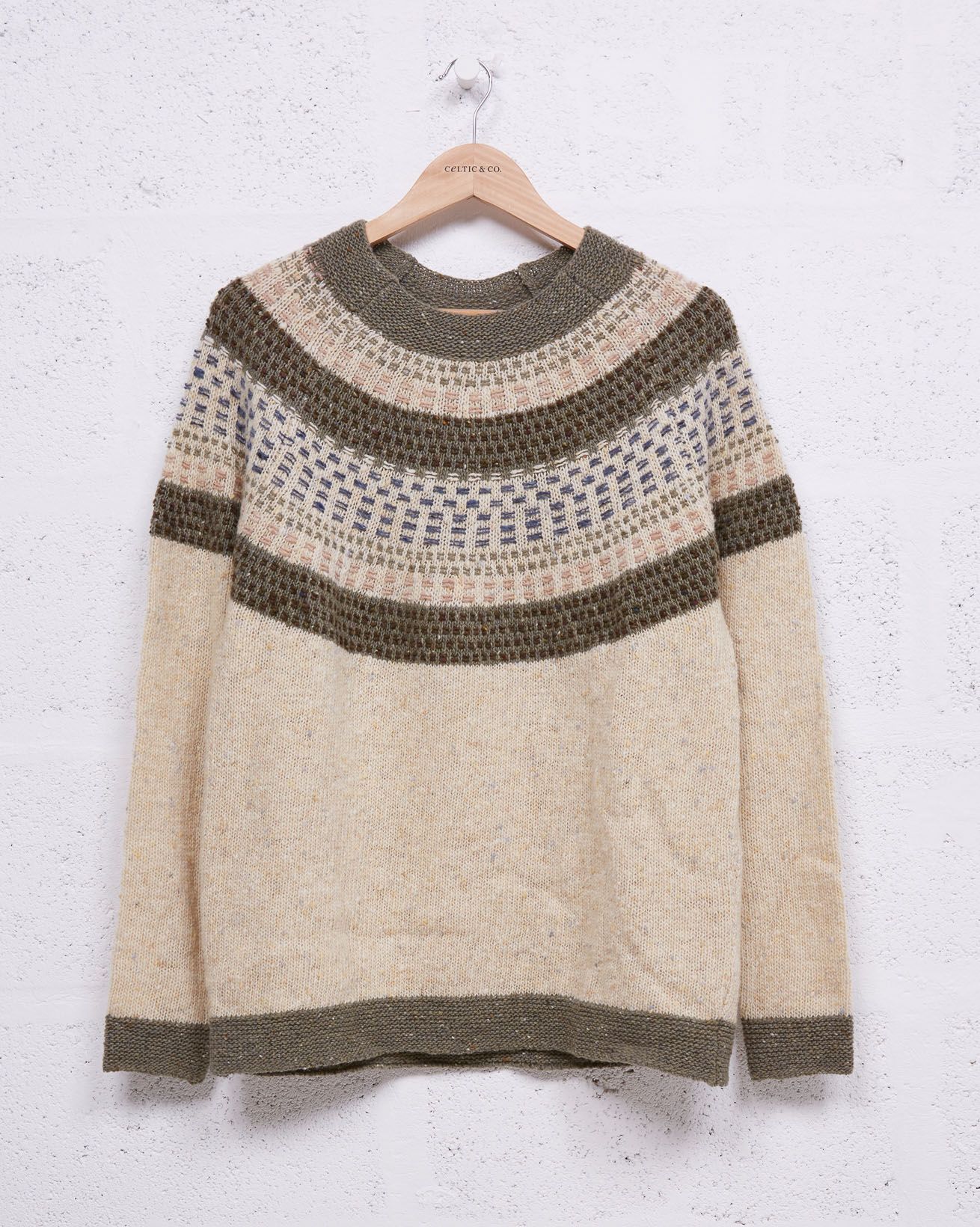 Float Stitch Yoke Donegal Jumper / Oatmeal / Olive / S