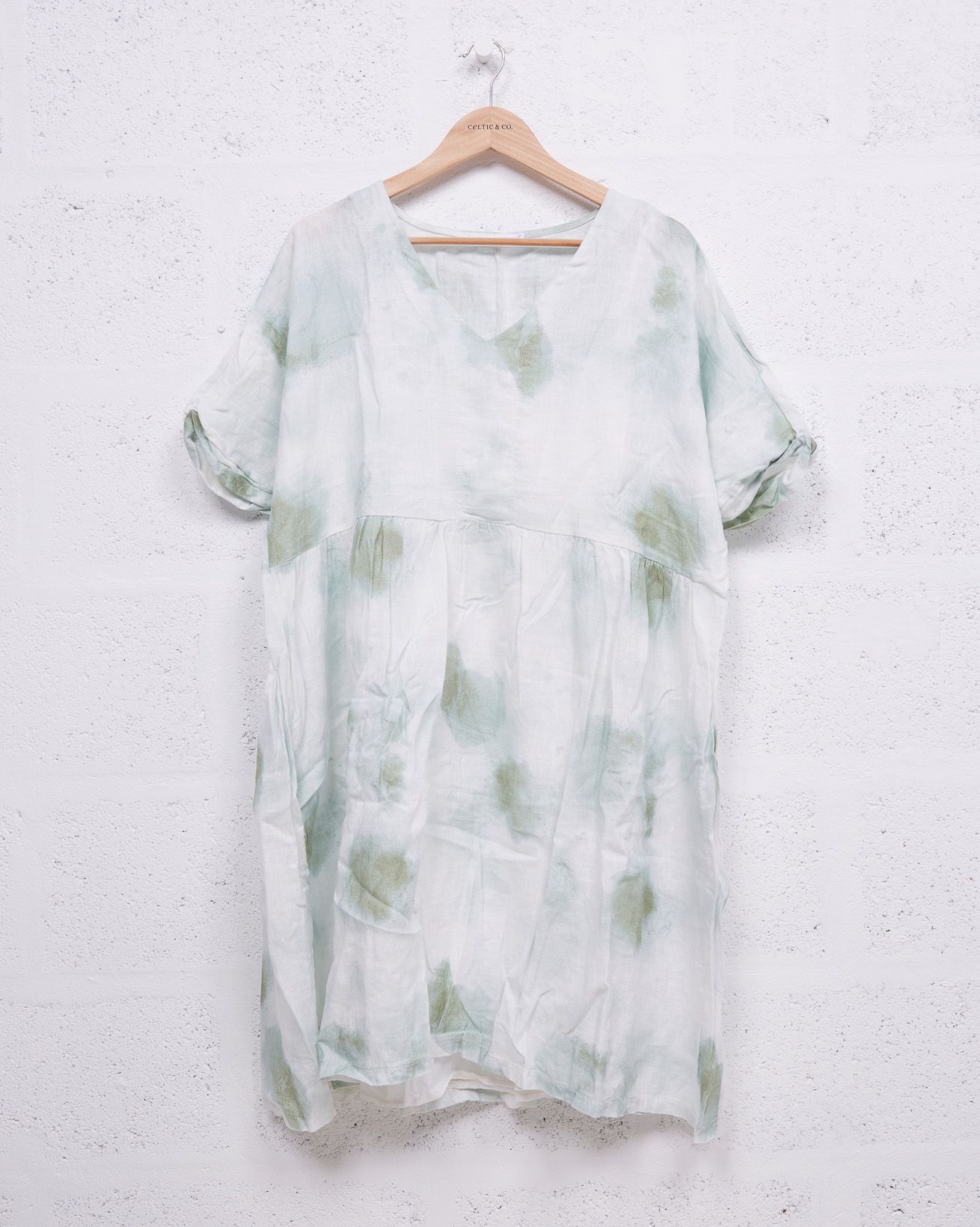 Linen V Neck Dress / Sage Print / 10