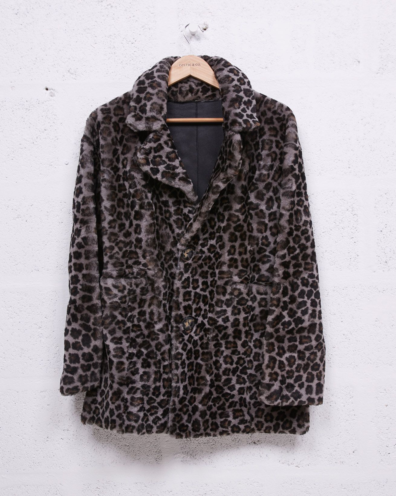 Reversible Printed Sheepskin Jacket / Snow Leopard / 10