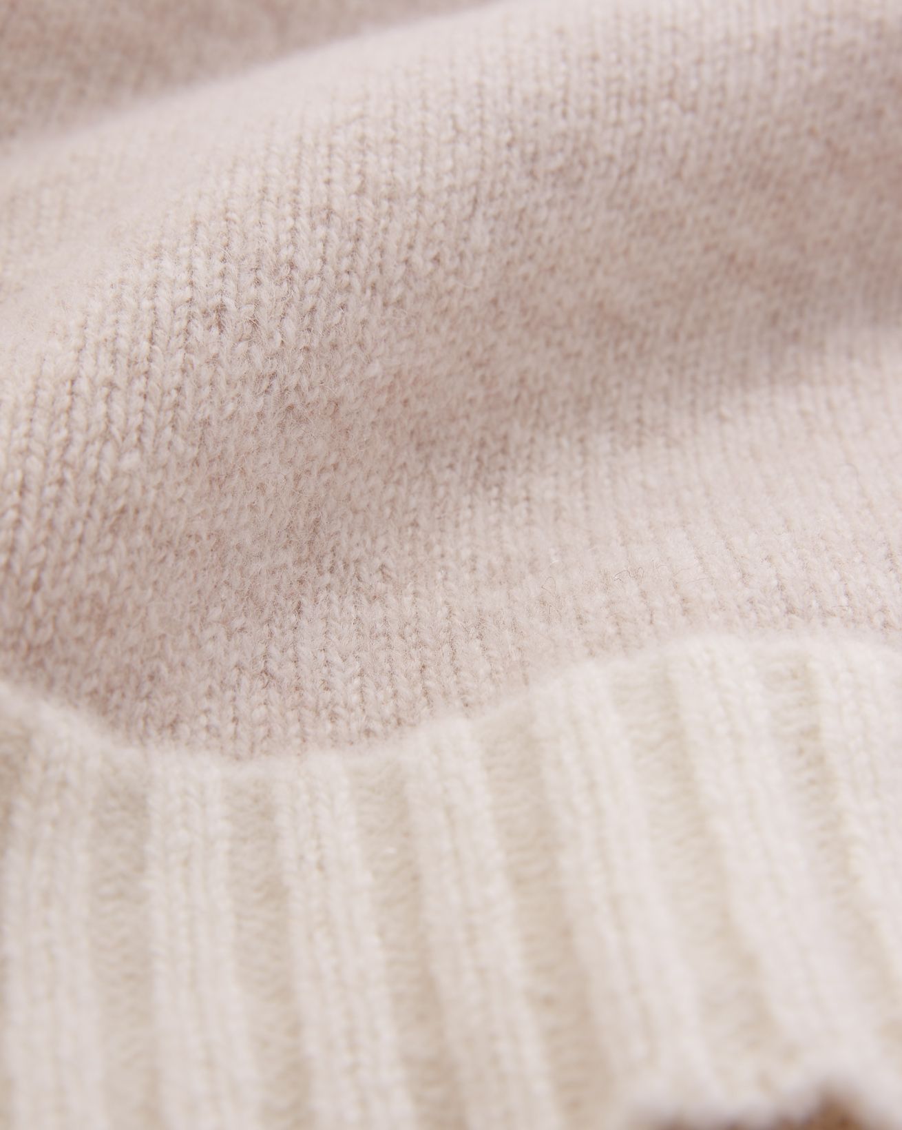 8250-8258_oatmeal-detail-2_web.jpg
