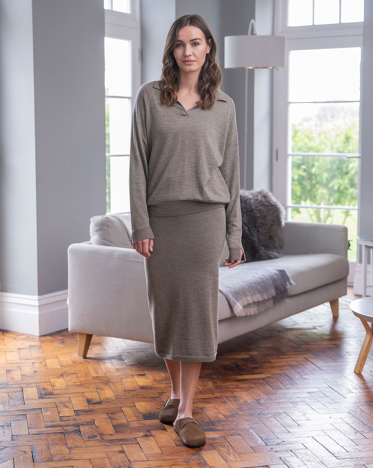 7815-8230_merino-midi-skirt_biscuit-43-crop_web.jpg