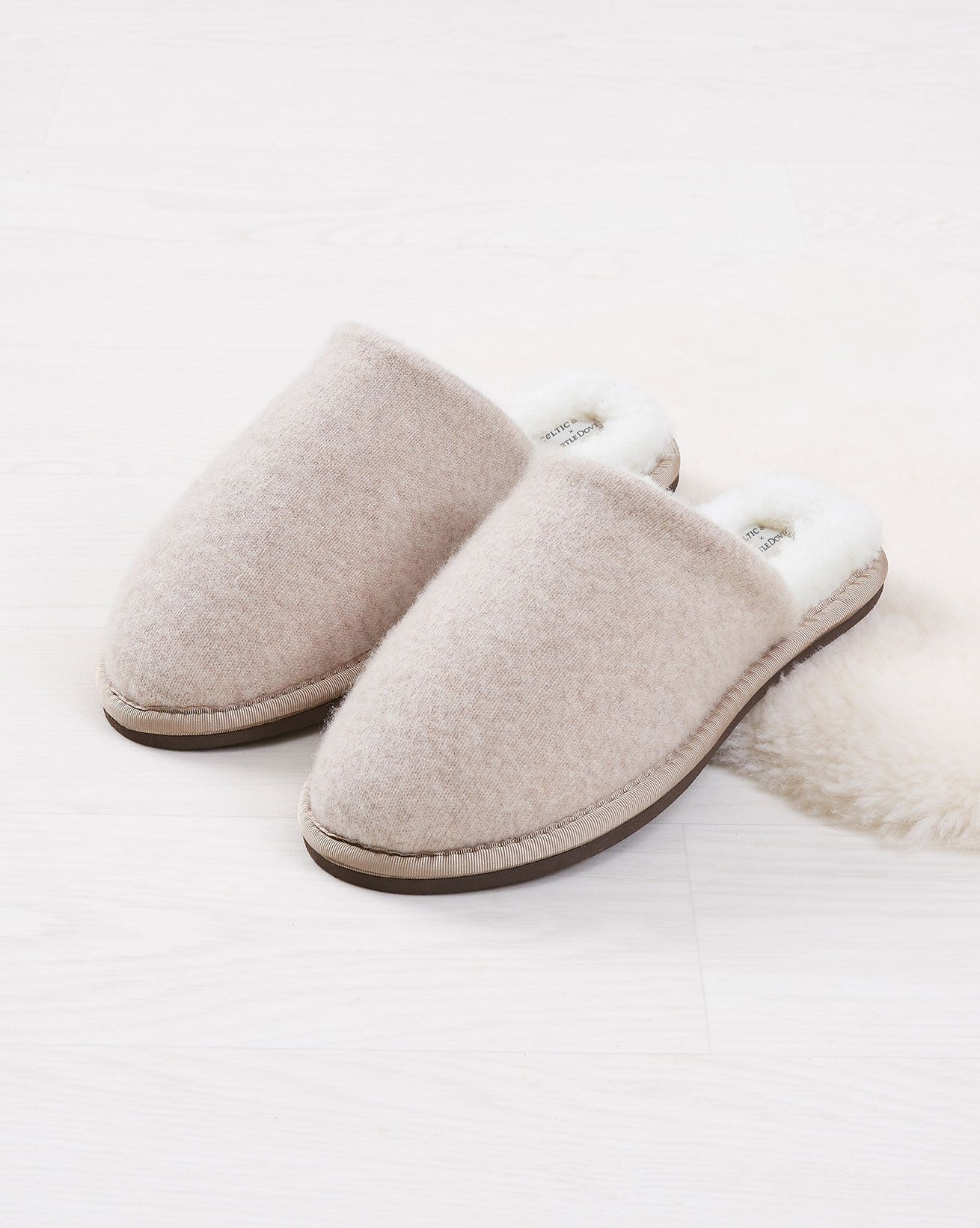 Recylced Cashmere Mules / Turtle Doves Charcoal / 5
