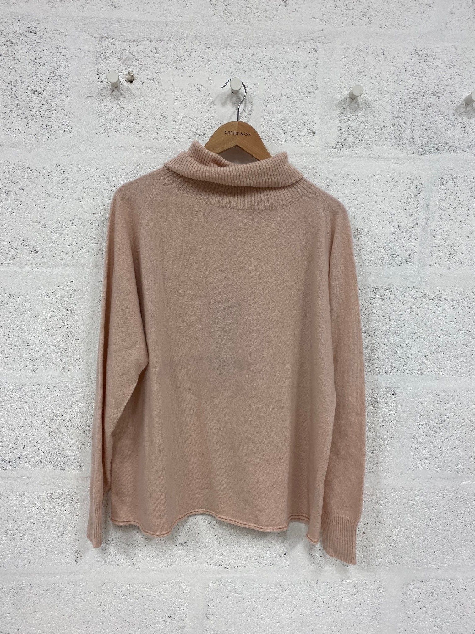 geelong slouch roll neck front.jpg