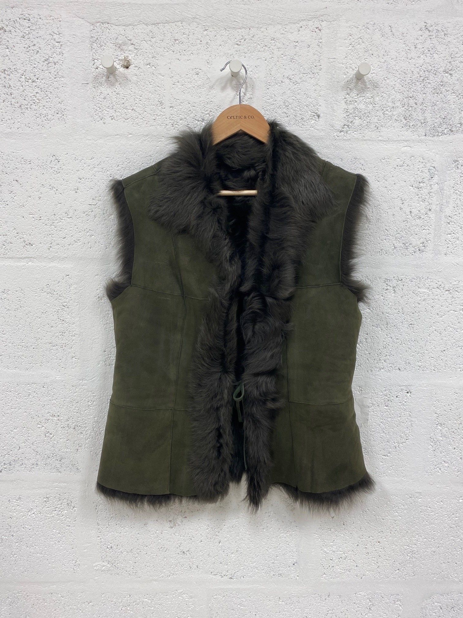 toscana gilet front.jpg