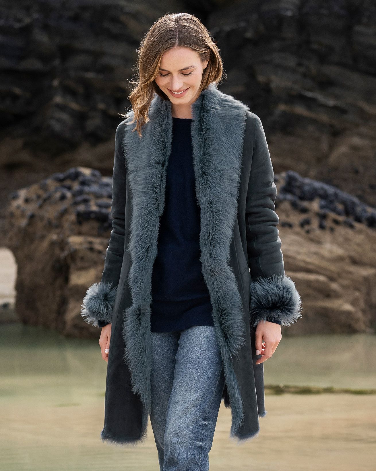 6020_toscana-trim-coat_navy-51-crop_web.jpg