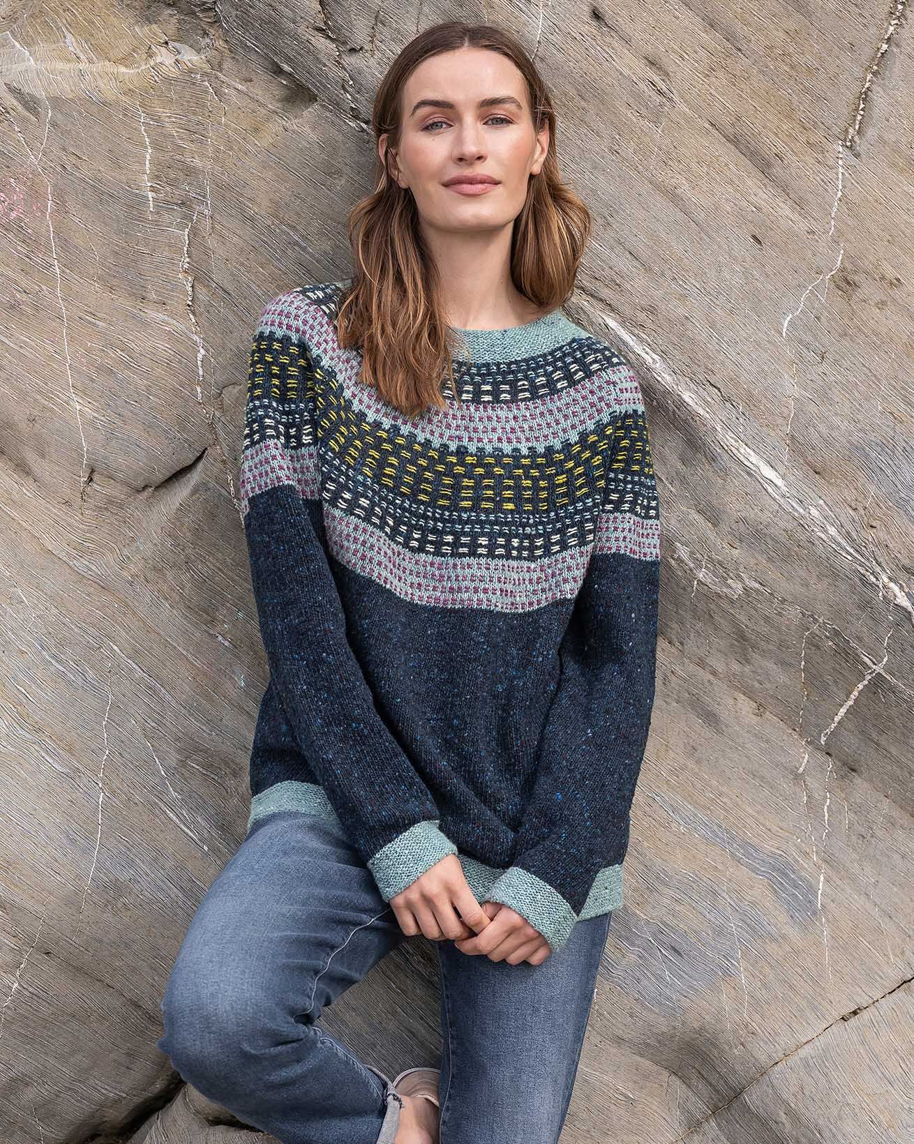 7822_float_stitch_yoke_donegal_jumper_navy-27-crop_web.jpg