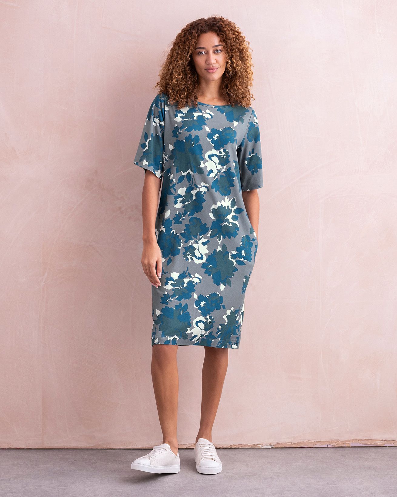 Robe T-shirt longueur genou
