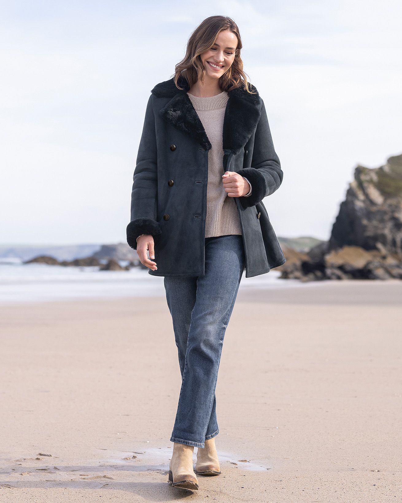 8345_sheepskin-peacoat_dark-navy-92_web.jpg