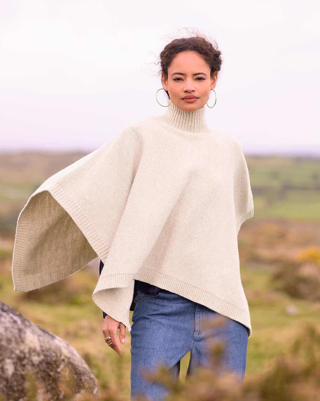 Poncho à col cheminée