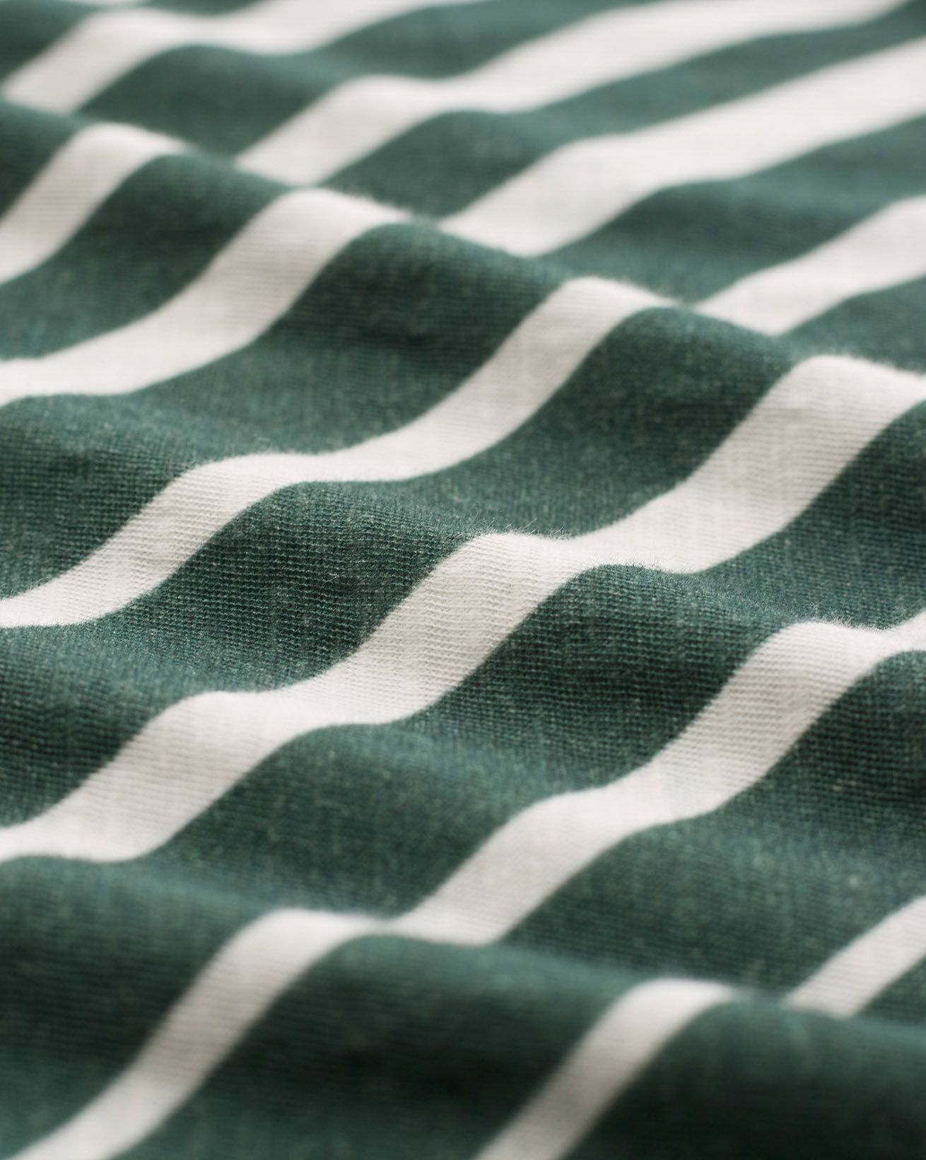 8663_Slub-Jersey-Grown-On-Sleeve-T-Shirt_Dark-Sage-Oversized-Fan-Print_Detail-1_WEB.jpg
