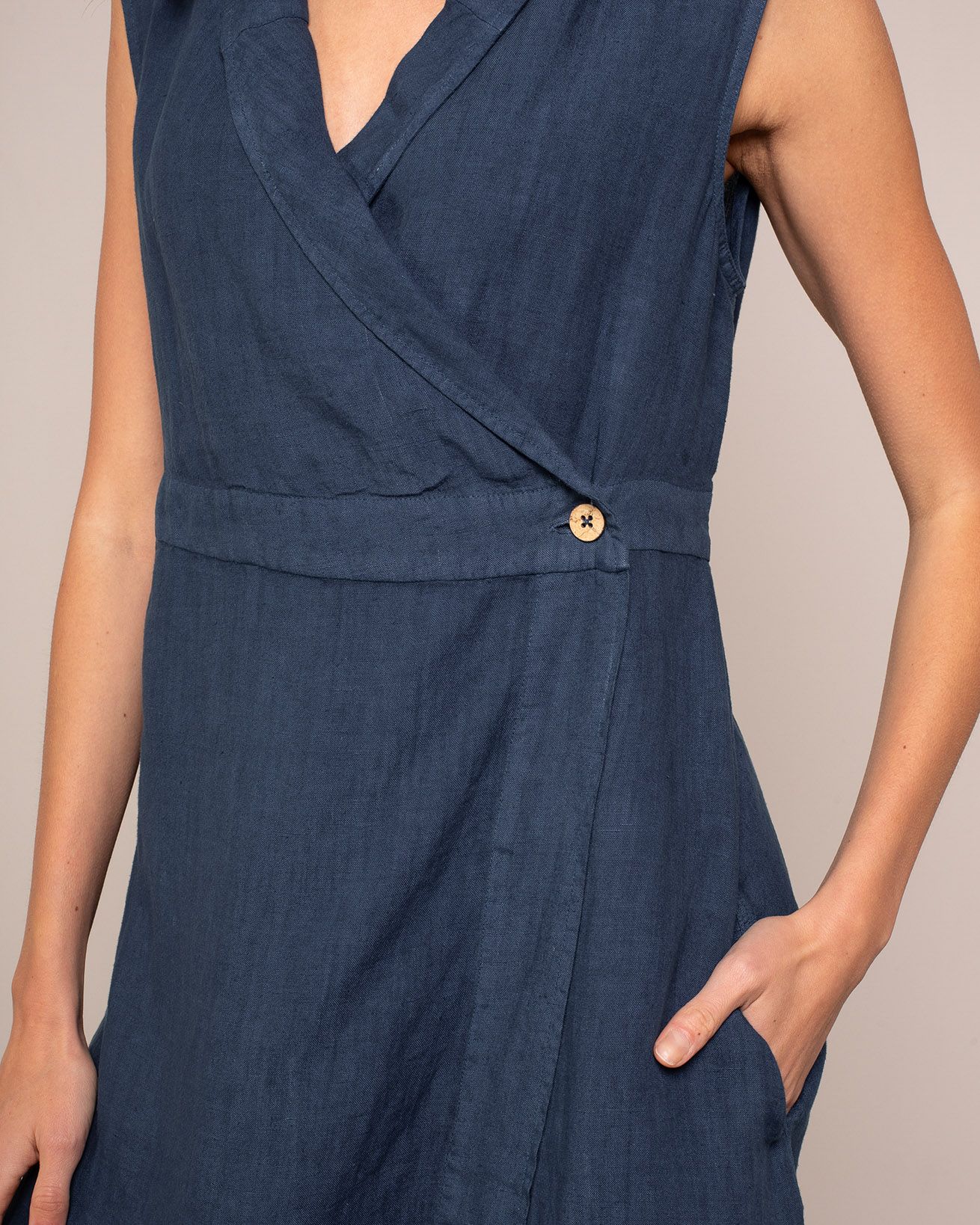 8647_Sleeveles_Knee_Length_Wrap_Dress_Dark_Navy_005_WEB.jpg