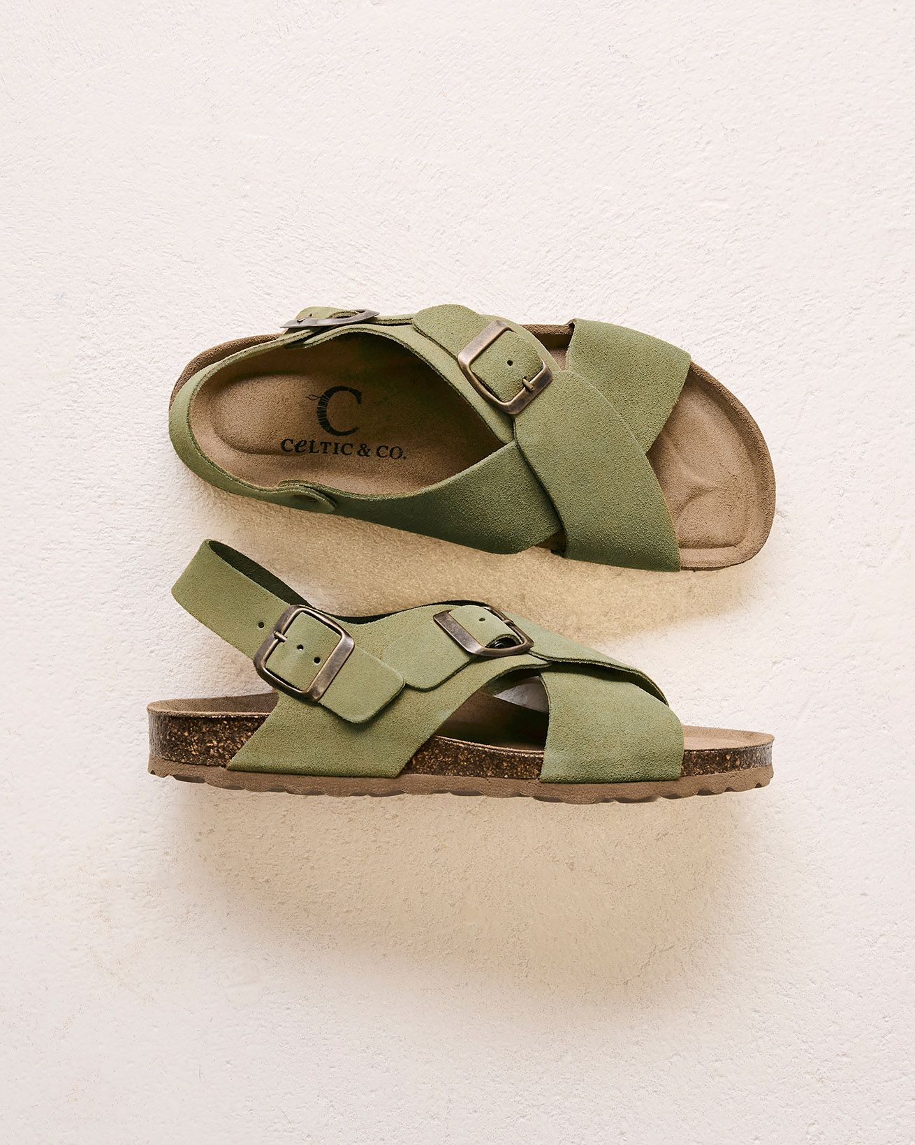 7786_crossover-buckle-sandals_khaki-0102_WEB.jpg