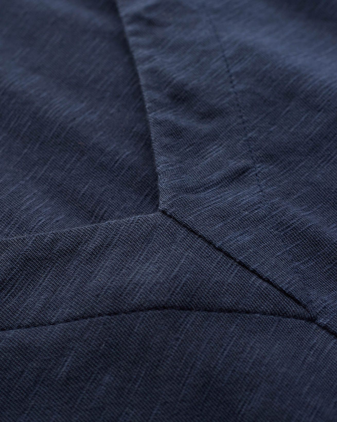 v2_8660_Slub-Jersey-Sleeveless-Midi-Dress_Dark-Navy_Detail-1_WEB.jpg