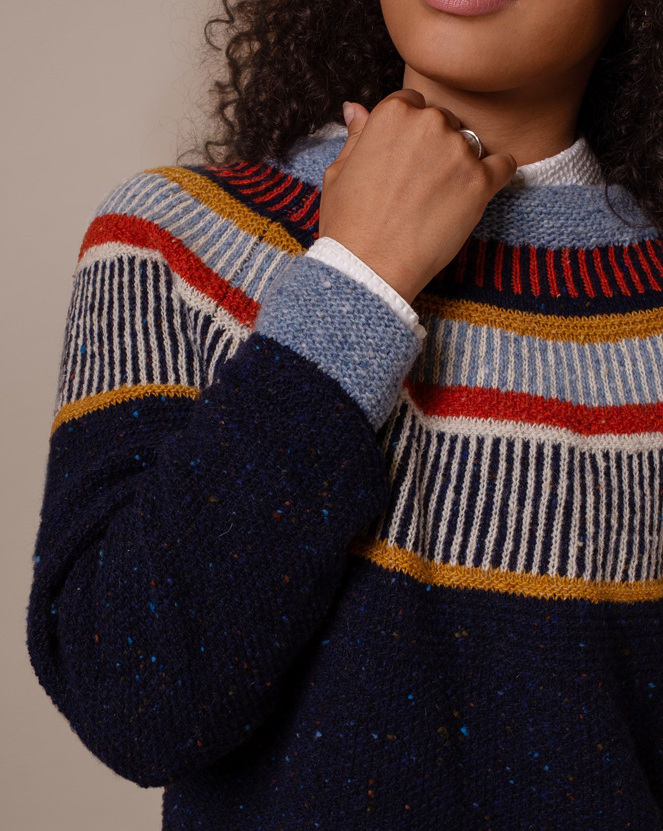 7675_Statement_Donegal_Jumper_navy_10_WEB.jpg