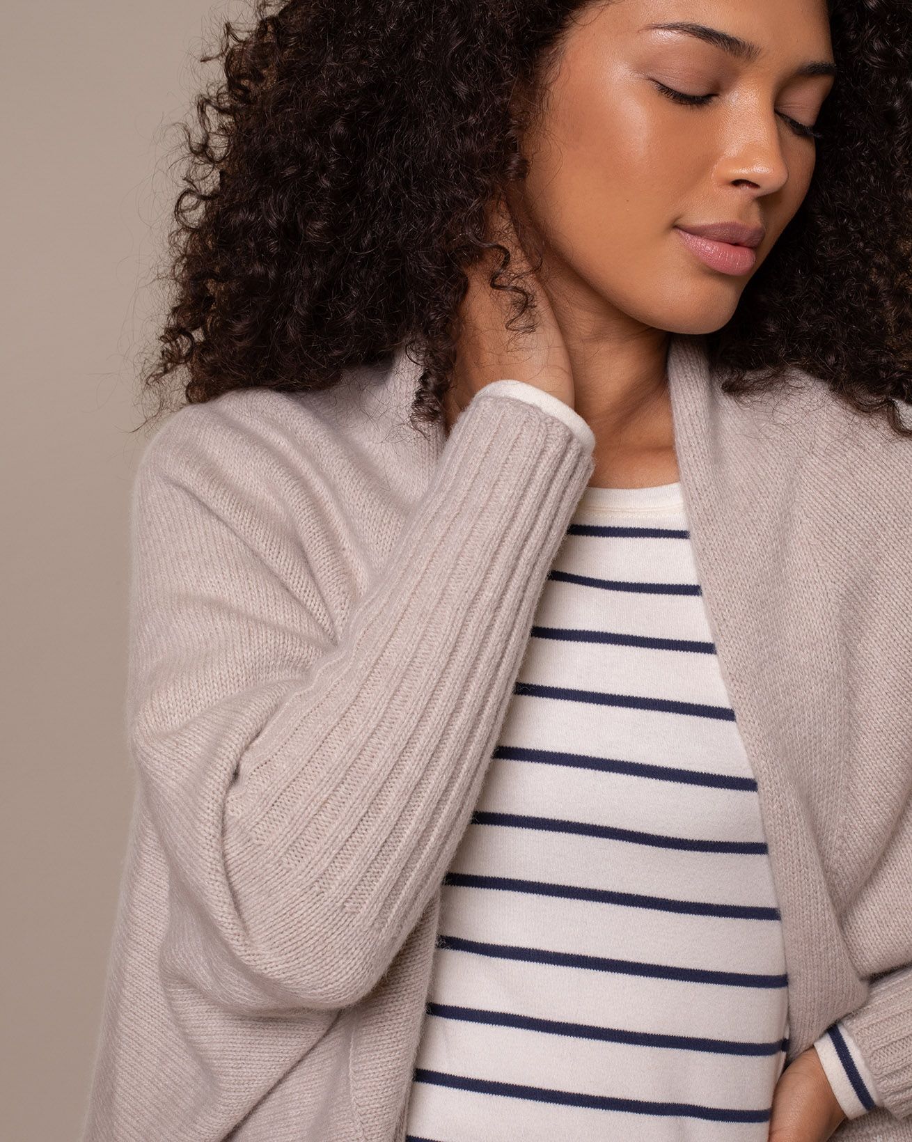 8013_Supersoft_Cocoon_Cardigan_Oatmeal_003_WEB.jpg