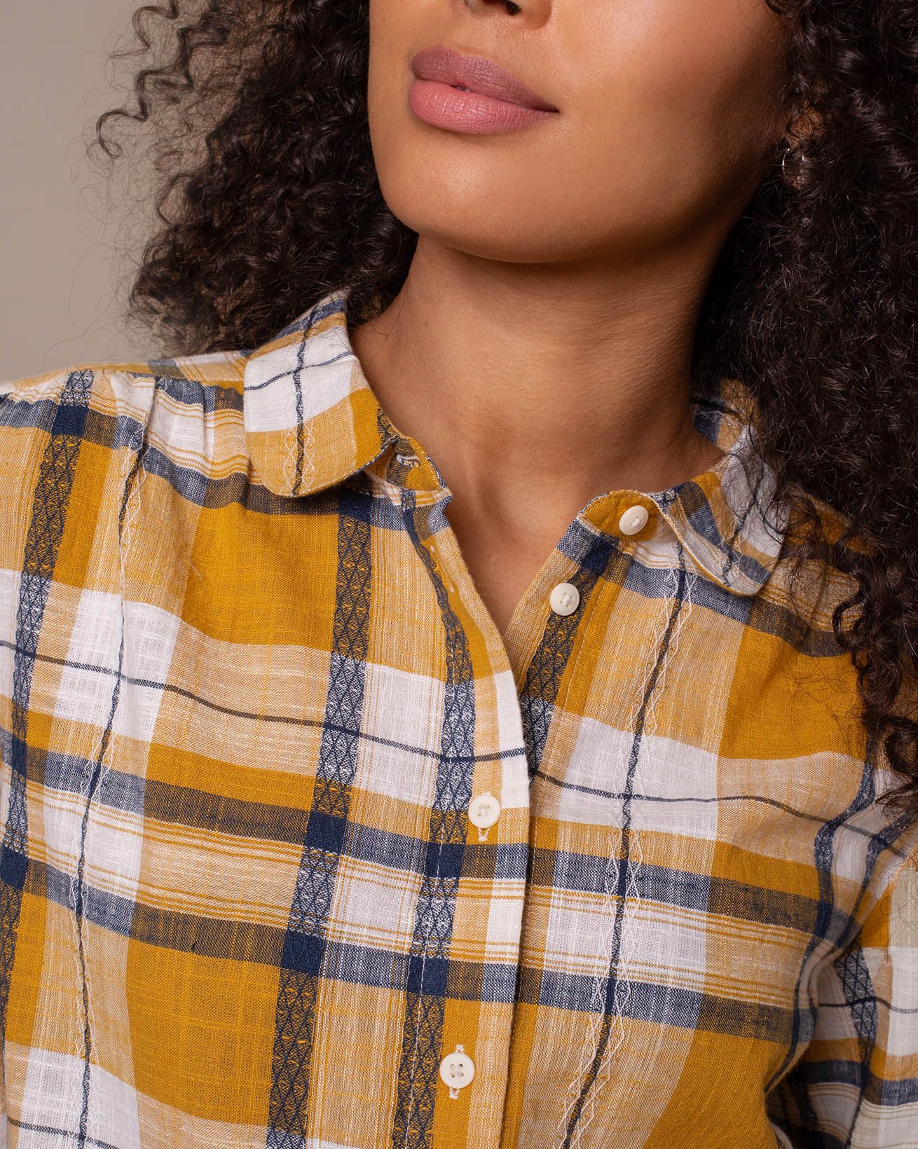 8817_Peter_Pan_Collar_Blouse_Yellow_Large_Check_22_WEB.jpg
