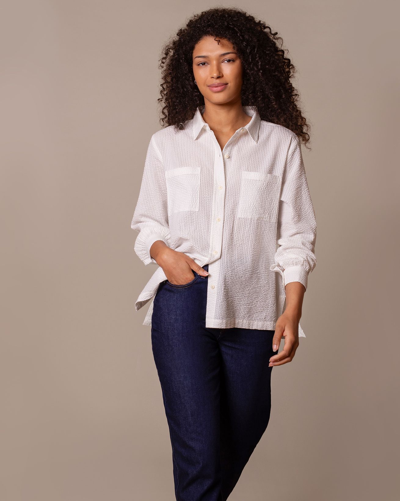 Chemise à fentes latérales