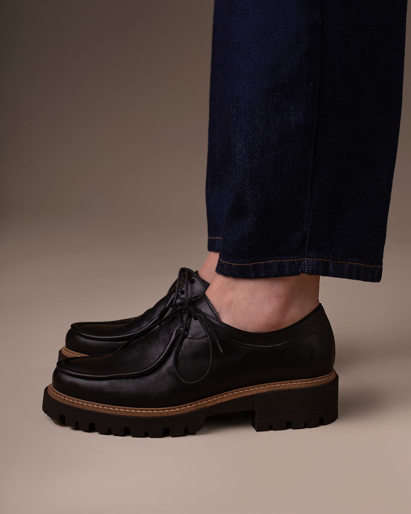 8821_Chunky_Lace_Up_Shoe_Black_1_WEB.jpg