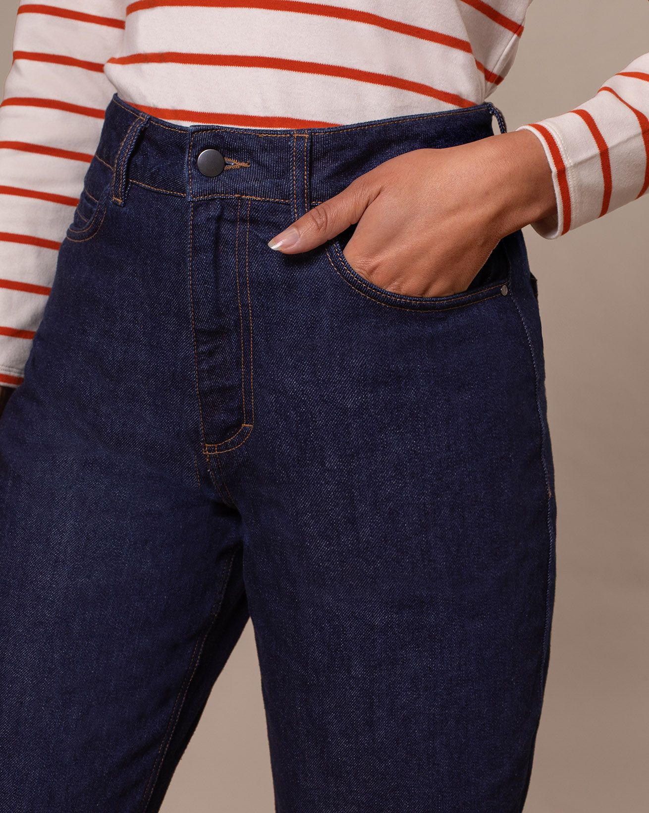 8877_Bareel_Leg_Jean_Rinse_Wash_17_WEB.jpg