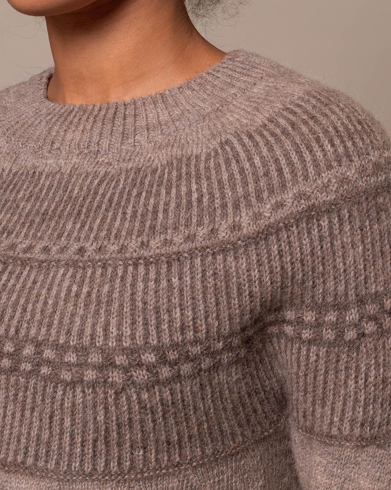 8940_British_Wool_Yoke_Detail_Jumper_Taupe_002_WEB.jpg