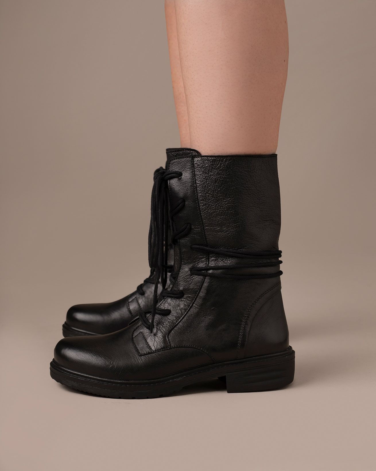 7725_Derby Boots_Black_95_WEB.jpg