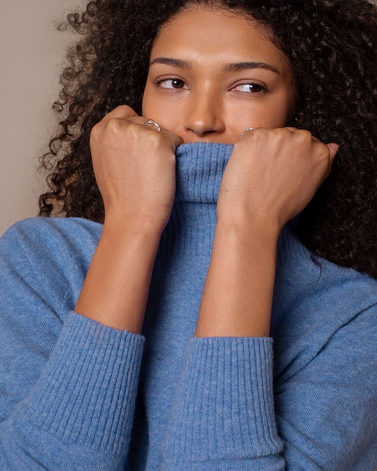 7505_SUPER_SOFT_SLOUCH_ROLL_NECK_JUMPER_CORNFLOWER_BLUE_1_2_WEB.jpg