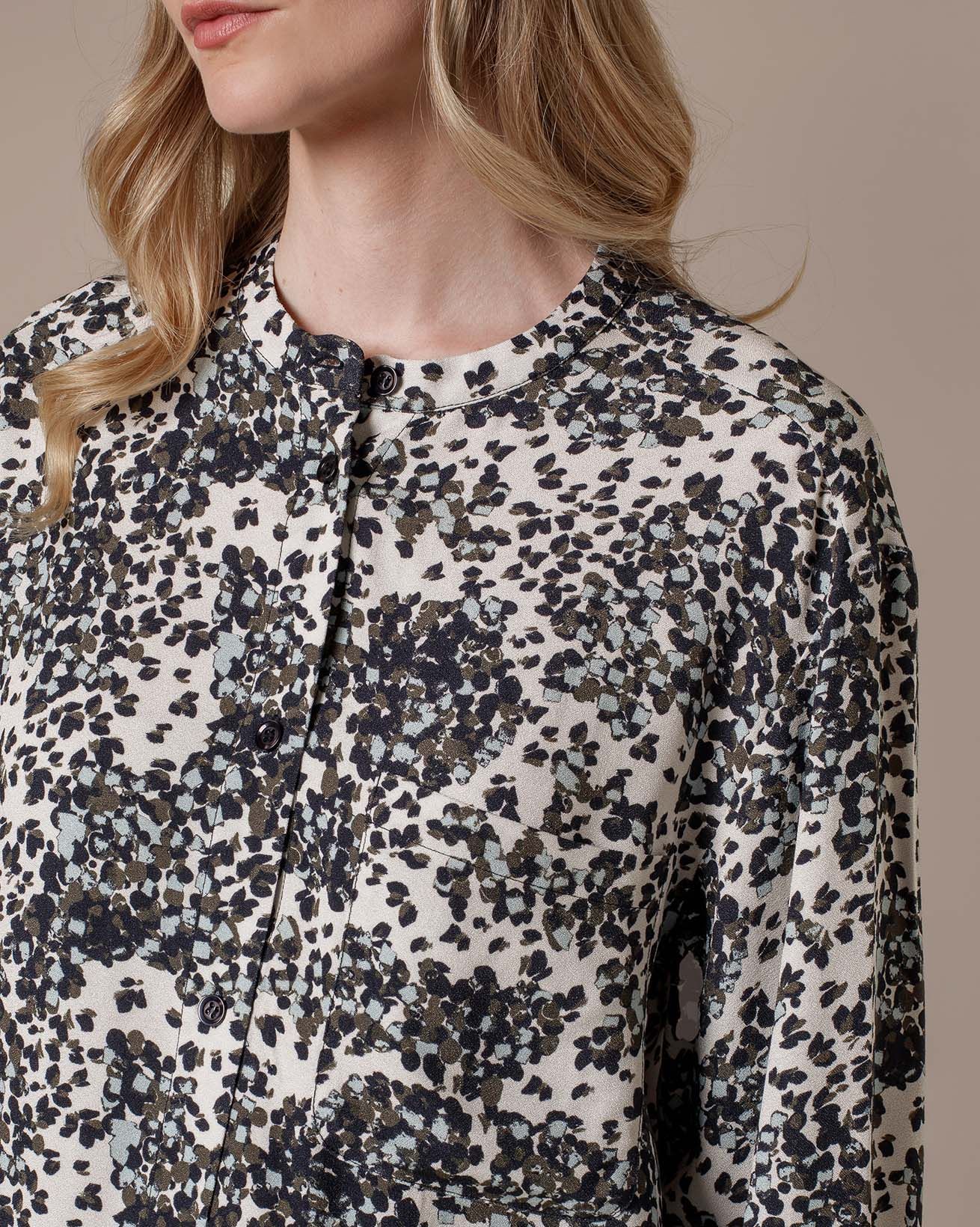 8973_Printed_Drop_Shoulder_Collar_Shirt_Ecru_Confetti_Print_126_WEB.jpg