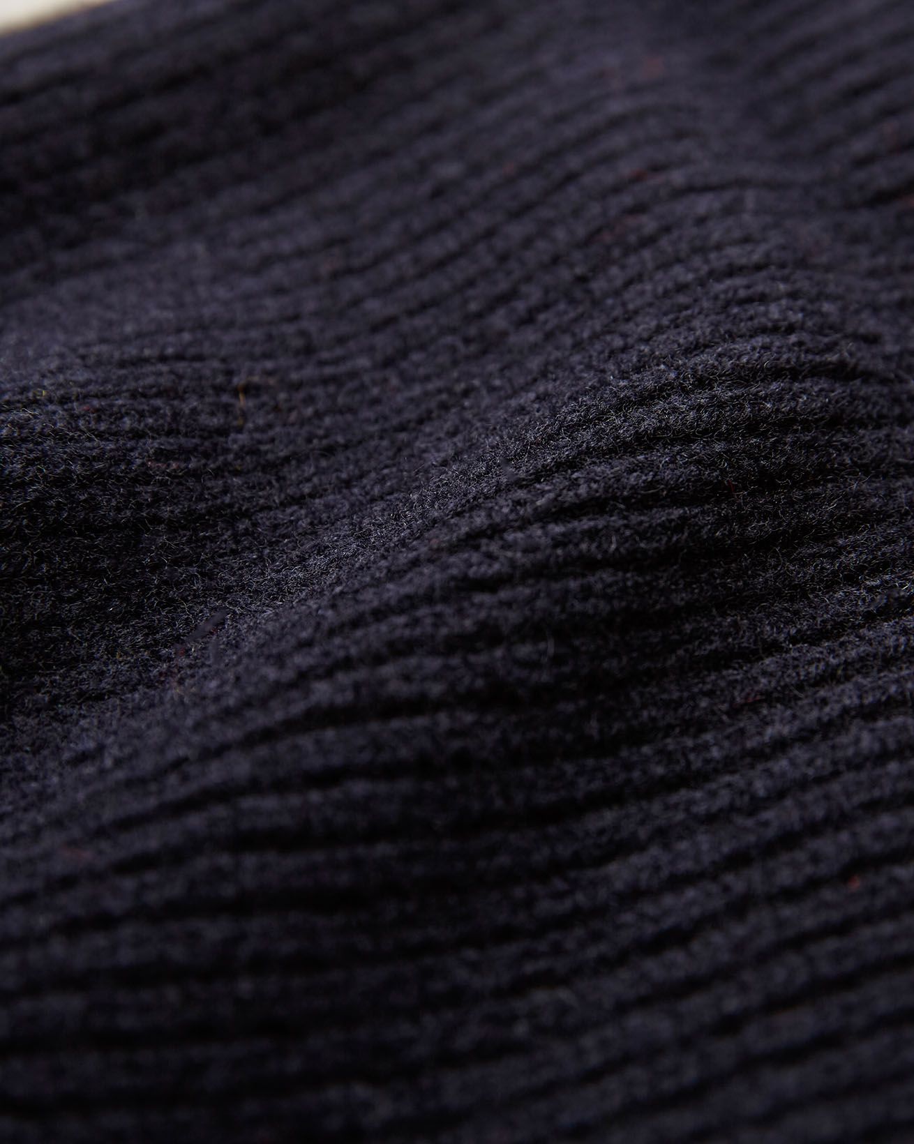 8883_Navy_Detail_2_WEB.jpg