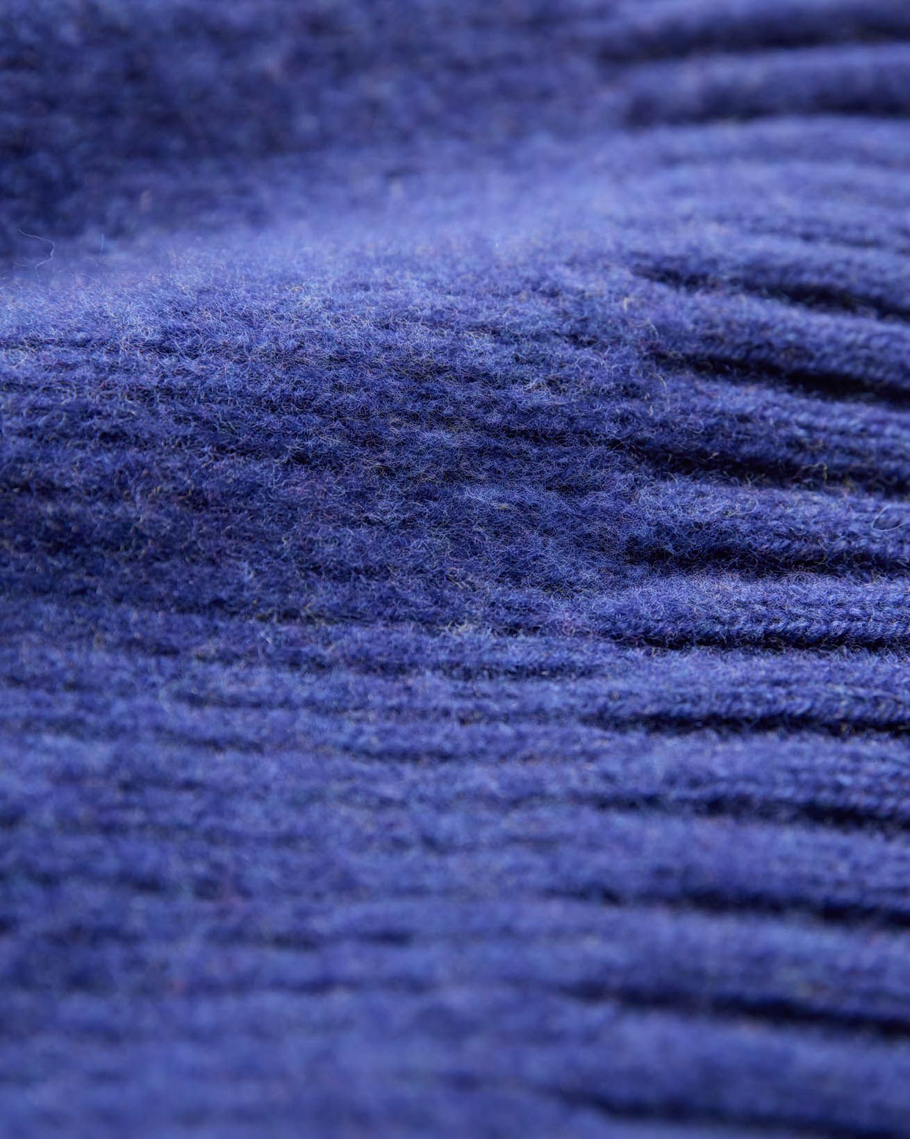 8889_Lambswool_Brushed_Cobalt_Detail_1_WEB.jpg