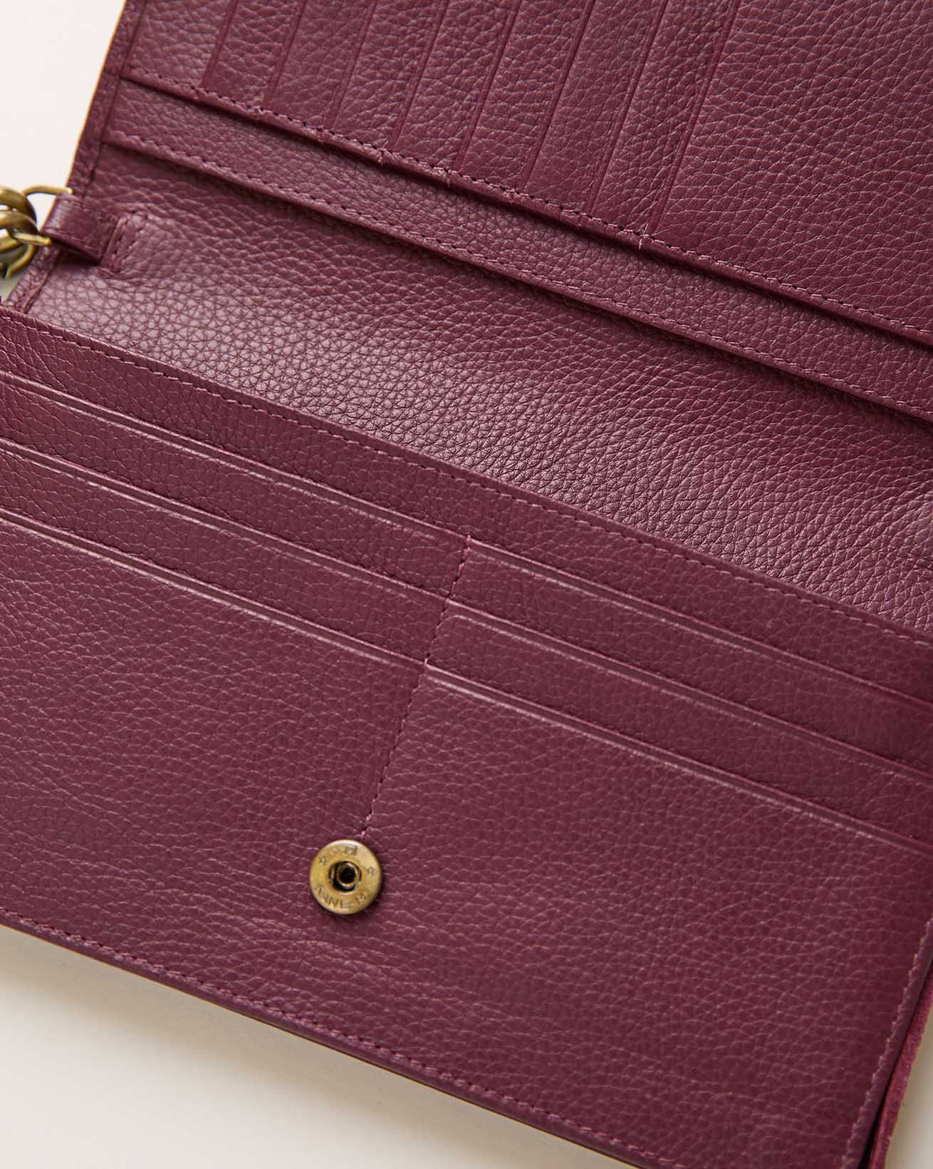 8262_Leather_Phone_Bag_Oxblood_Detail_1_WEB.jpg