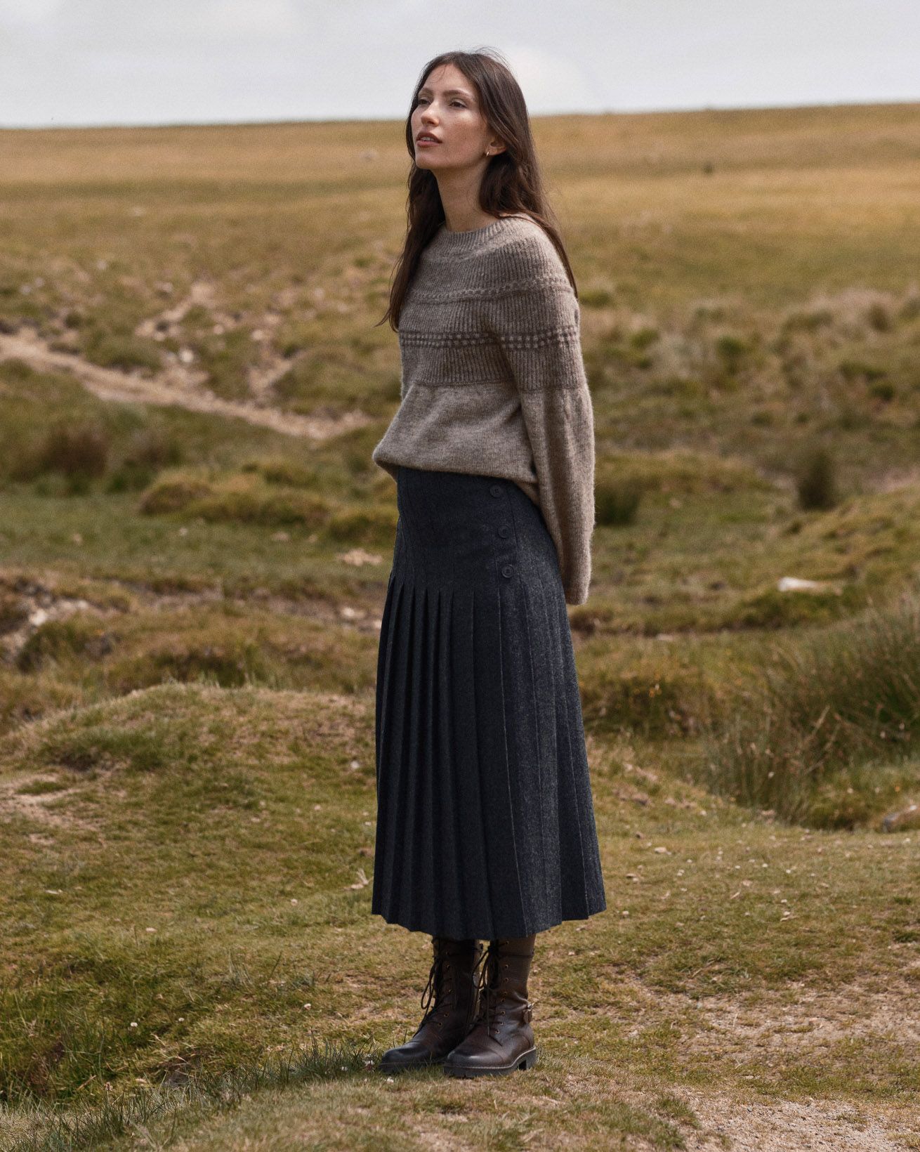 Button Detail Pleated Midi Skirt
