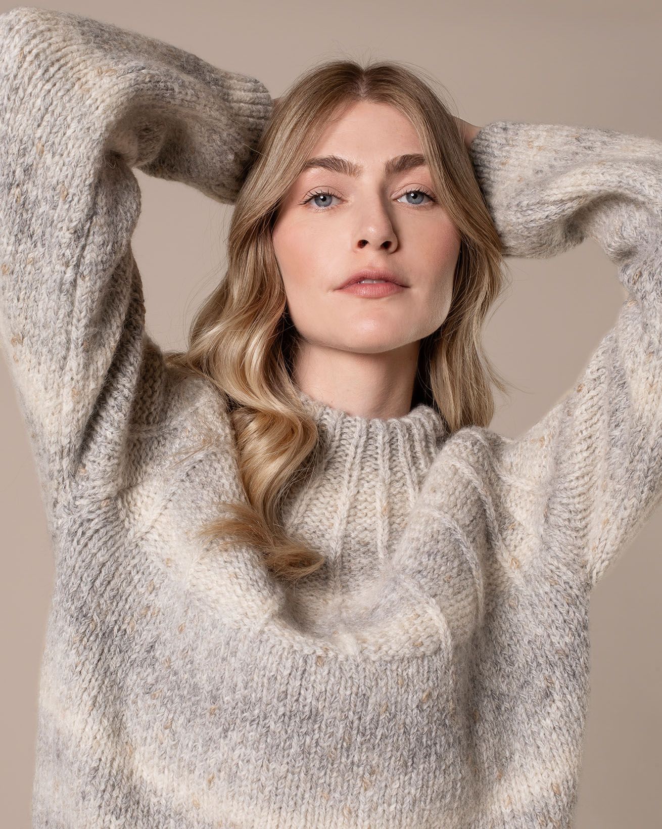 8960_Sunbeam_Stitch_Yoke_Jumper_Light_Grey_96_WEB.jpg